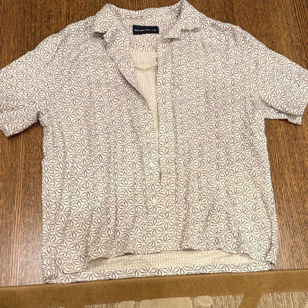 Abercrombie & Fitch Navy and Cream Patterned Shirt - Light weight